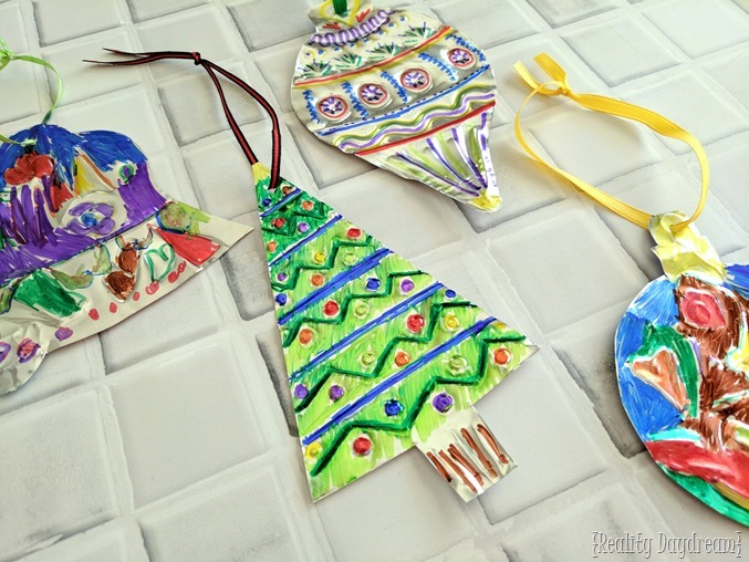 DIY Embossed Metal Christmas Ornaments! A fun kids craft too! {Reality Daydream}