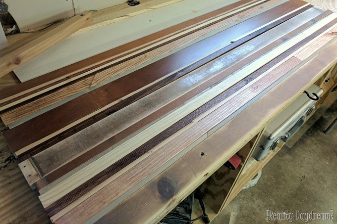 Use your scrap wood pile to make these pretty nesting tables with decorative wooden inlay! {Reality Daydream}