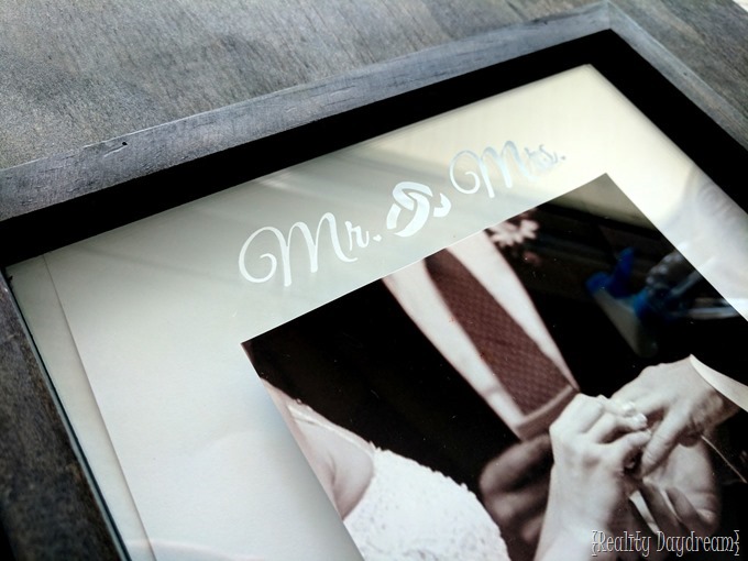 Acid Etched detail on a picture frame is such a gorgeous and subtle way to personalize the perfect wedding gift! {Reality Daydream}