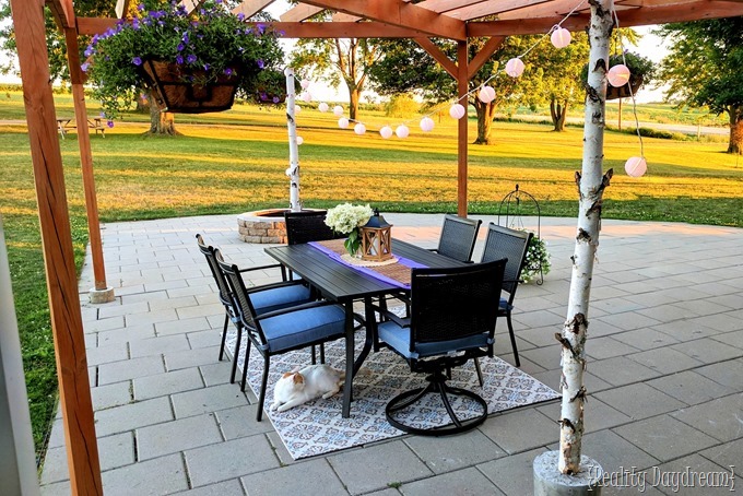 Patio makeover by Reality Daydream!