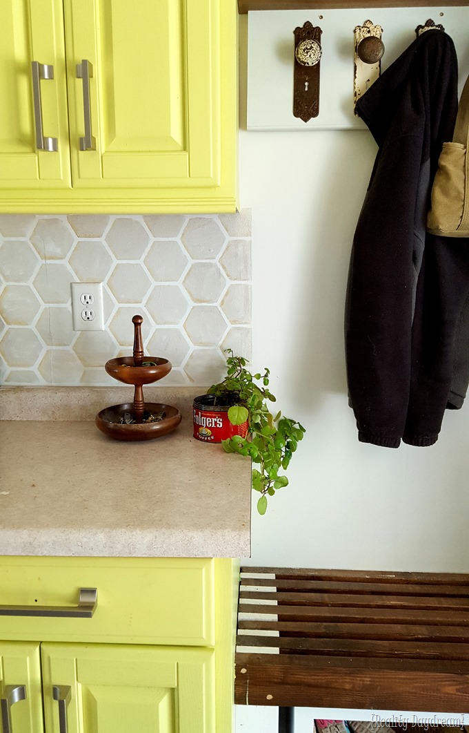 Chartreuse yellow kitchen cabinets with hexagon backsplash {Reality Daydream} #farmhouse