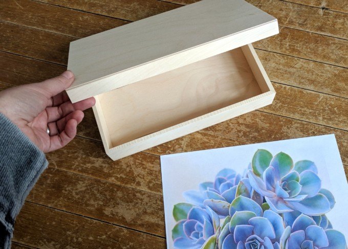 How to Stain a Wooden Box with Markers