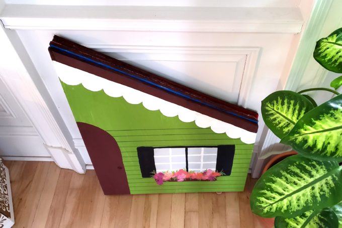 Diy folding shop dollhouse