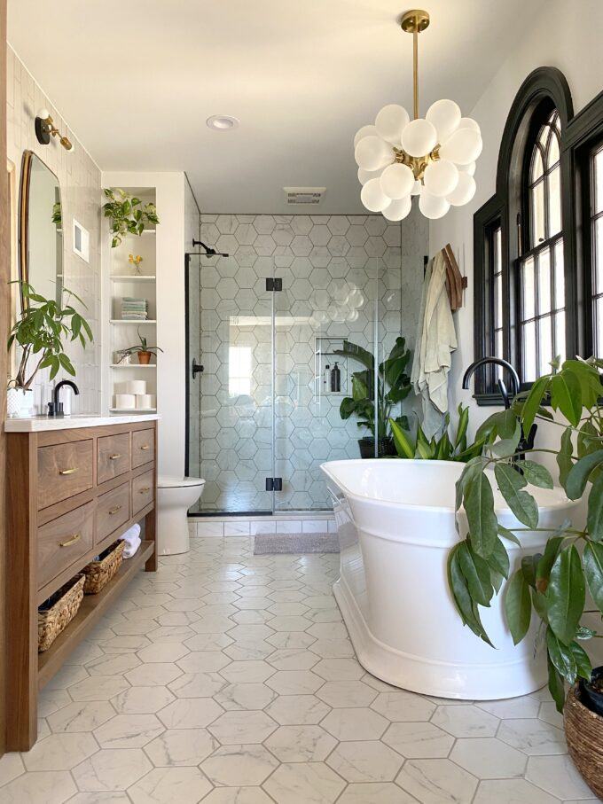 View of the entire master bathroom. It'e like a SPA!